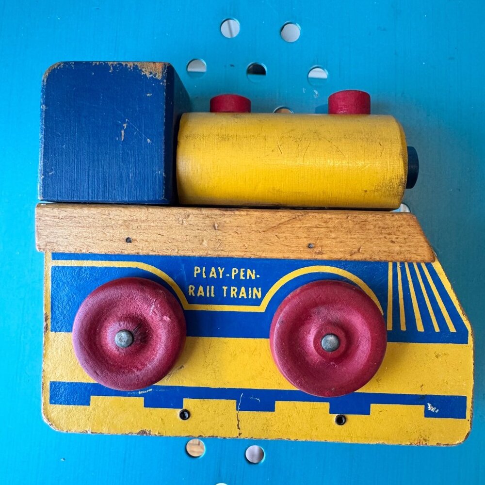 Play-Pen-Rail Train Wooden Toy 3–18 Months Toddler Baby Vintage 50s Collectible - Picture 12 of 13